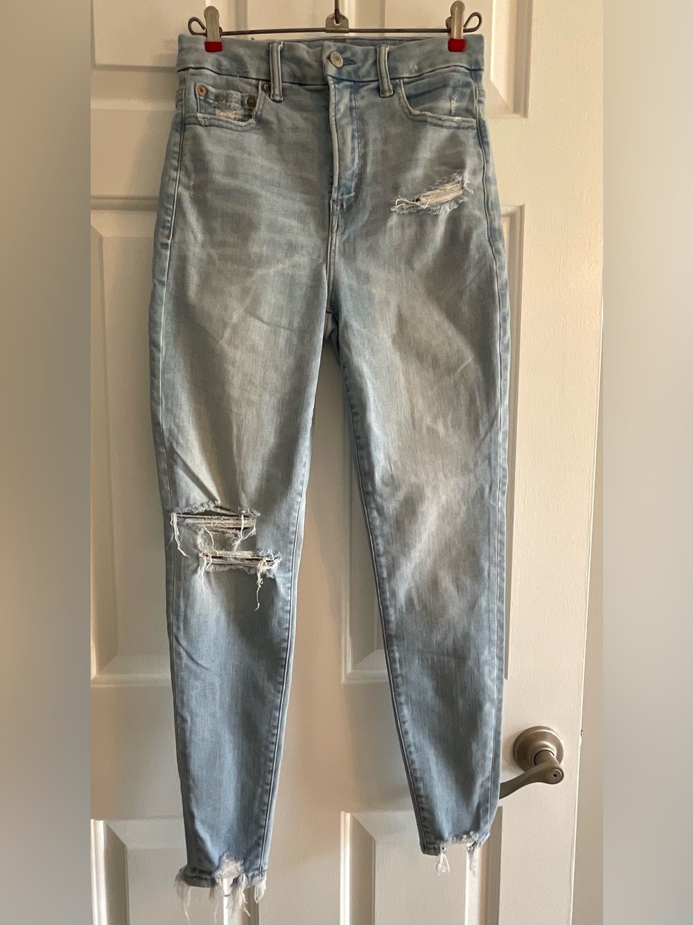 American Eagle Distressed Skinny Jeans - Women’s Size 2